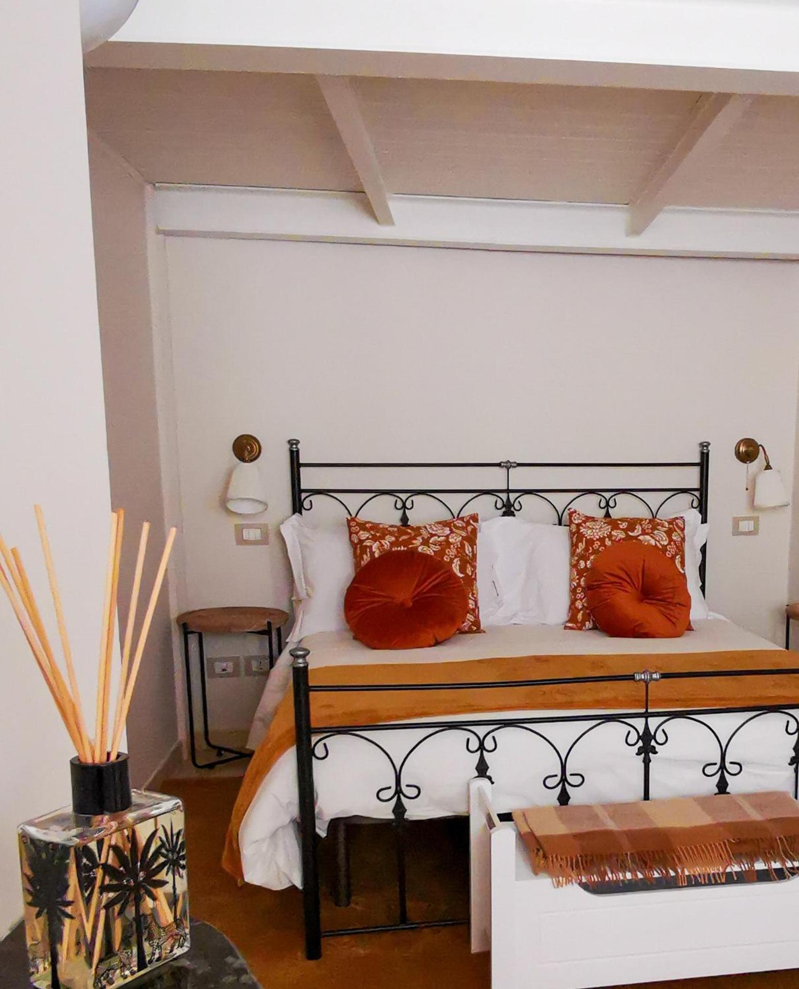 Donna Rosa - Main Avenue Villa ตาออร์มินา ภายนอก รูปภาพ