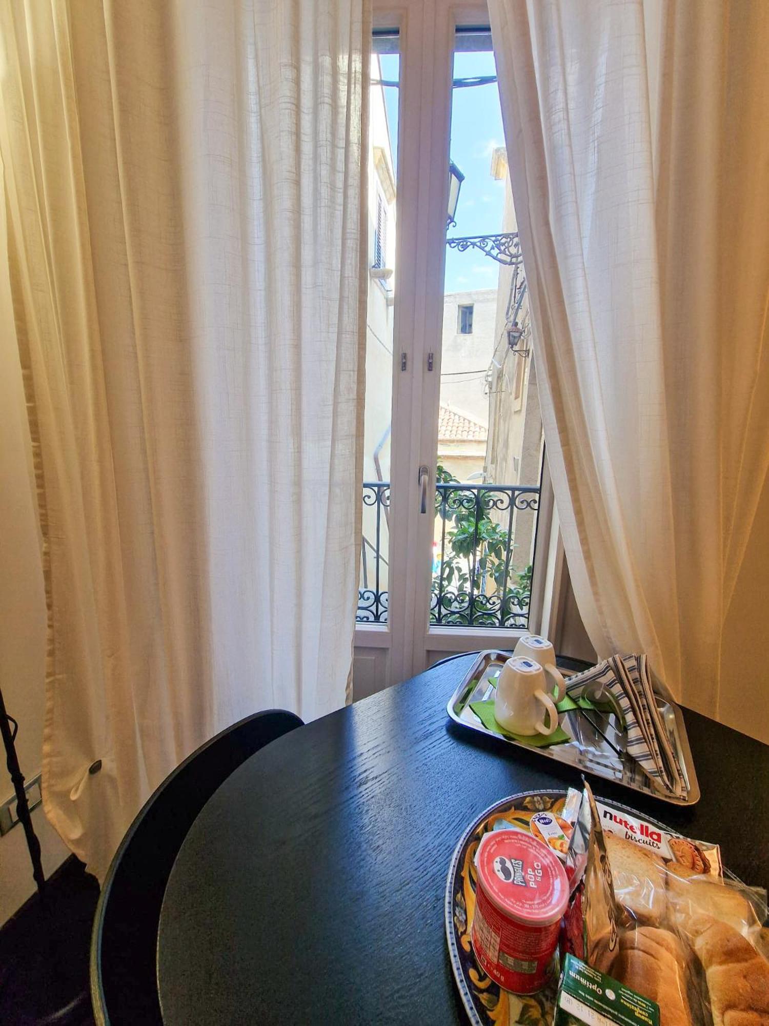 Donna Rosa - Main Avenue Villa ตาออร์มินา ภายนอก รูปภาพ