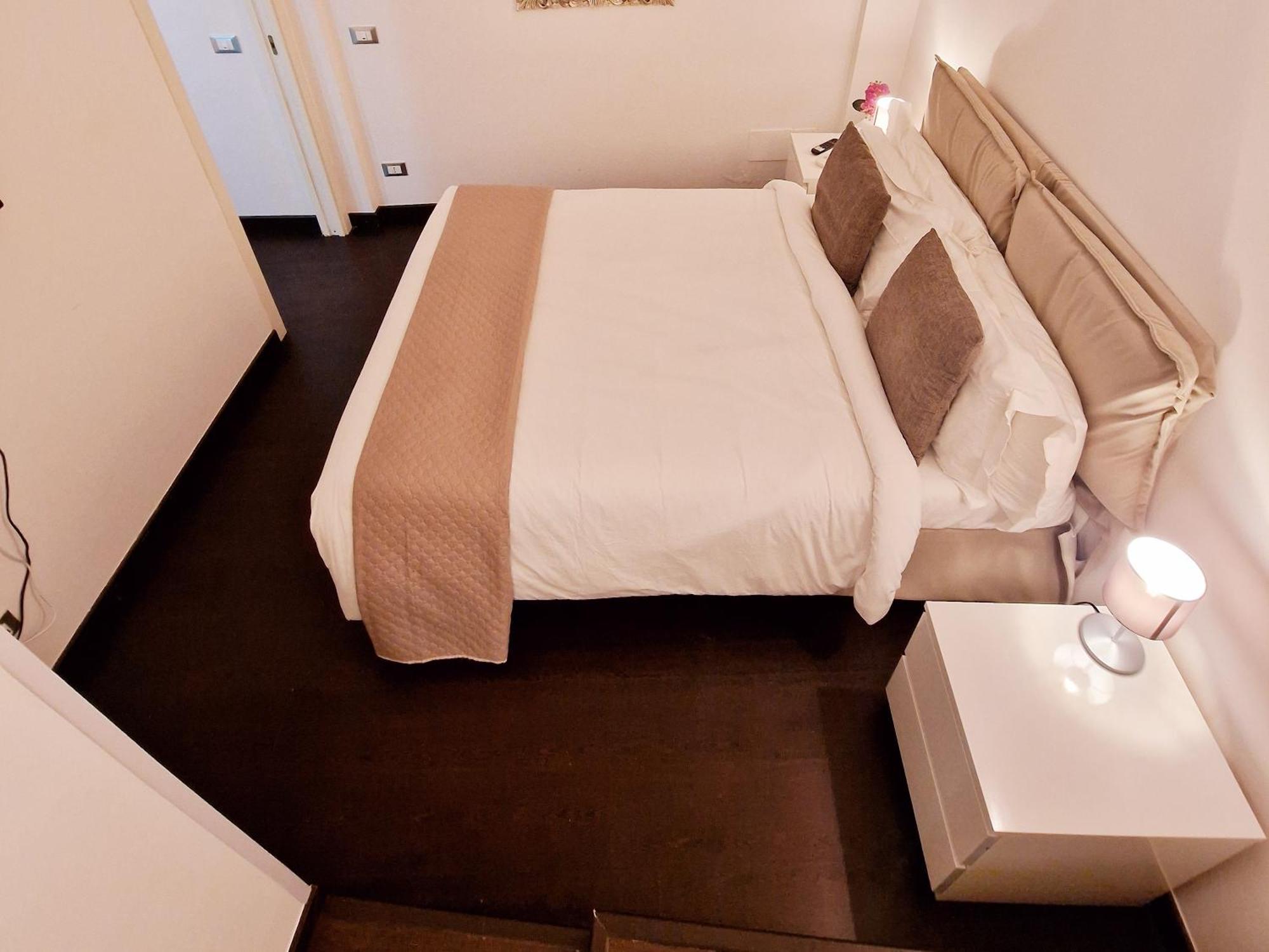 Donna Rosa - Main Avenue Villa ตาออร์มินา ภายนอก รูปภาพ