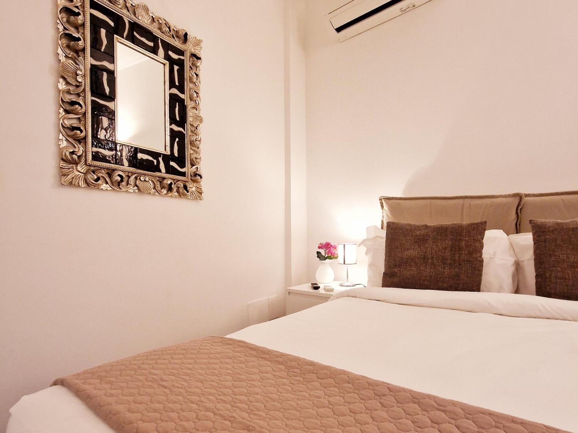 Donna Rosa - Main Avenue Villa ตาออร์มินา ภายนอก รูปภาพ